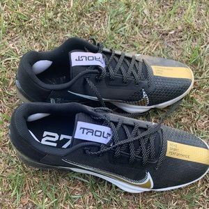 Mike Trout Men’s baseball cleats size 11US